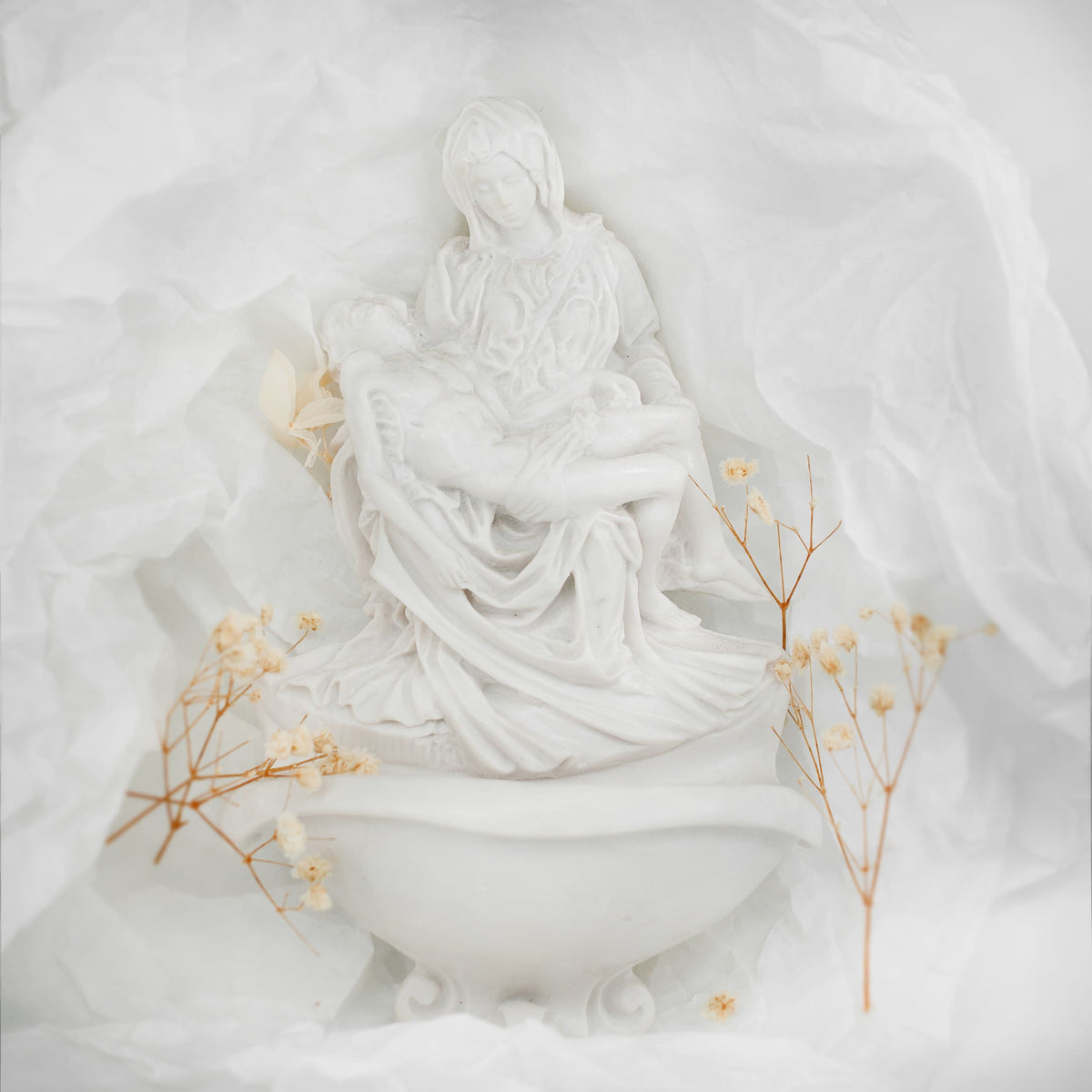 Holy Water Font Michelangelo Pietà Oxolyte