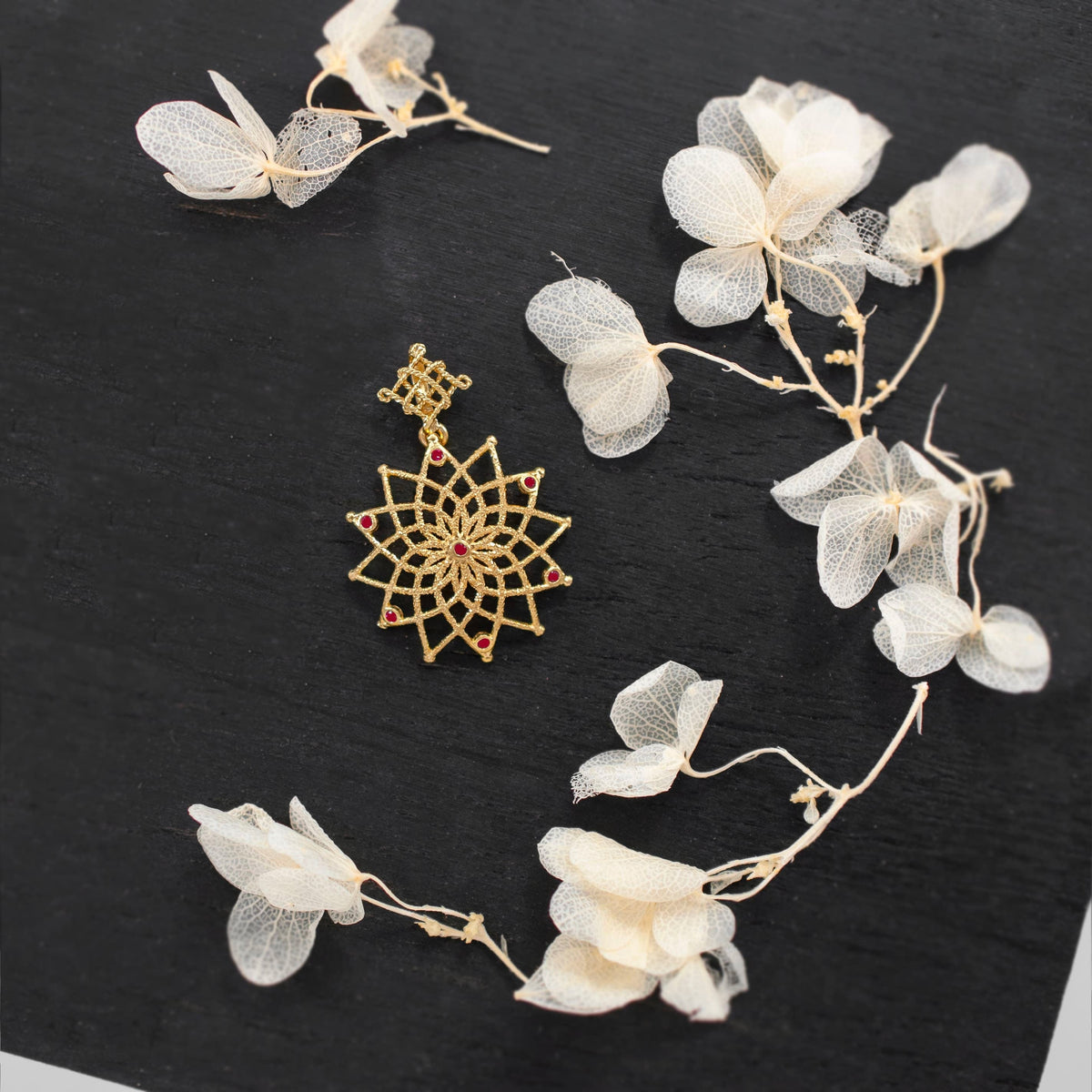 Caput Mundi Gold Plated Pendant Purple Crystals