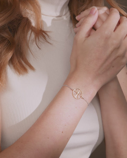 Pulsera De Plata Con Medalla Chi Rho De Plata Dorada