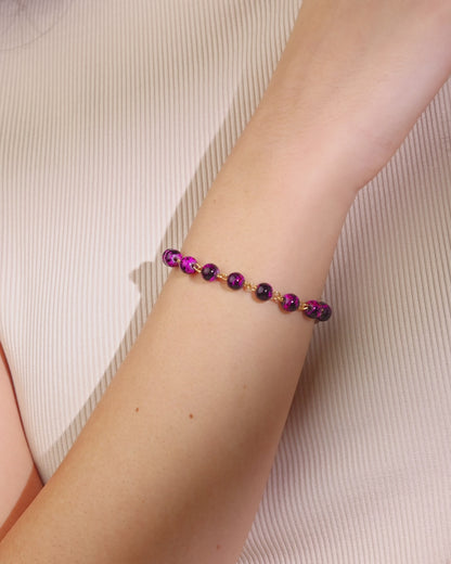 Bracelet chapelet doré avec perles panachées violettes