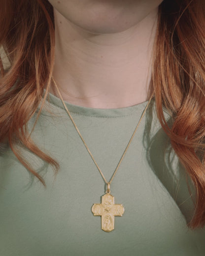 Cruz Escapular Colgante De Oro Amarillo