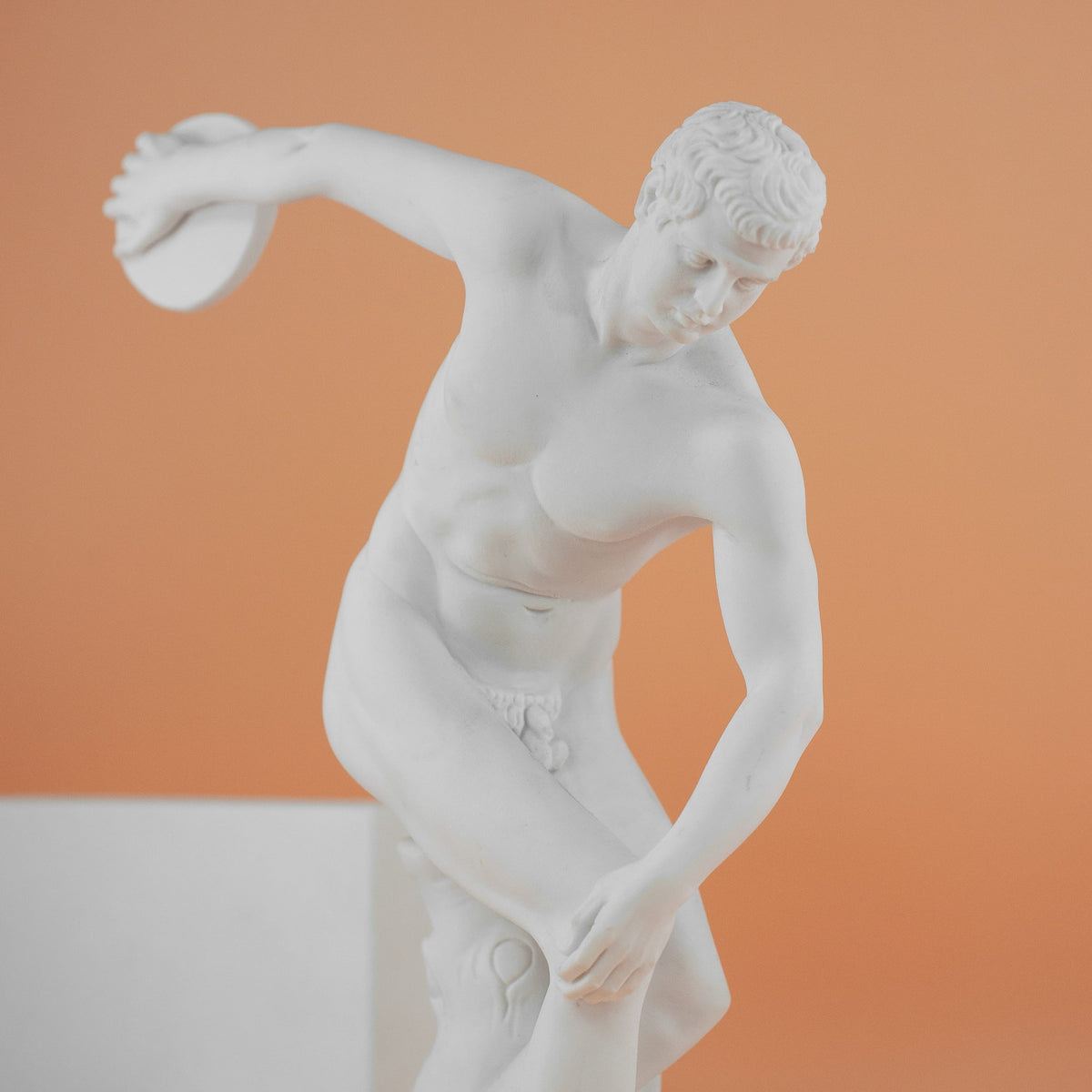 The Discobolus Marble Dust Statue